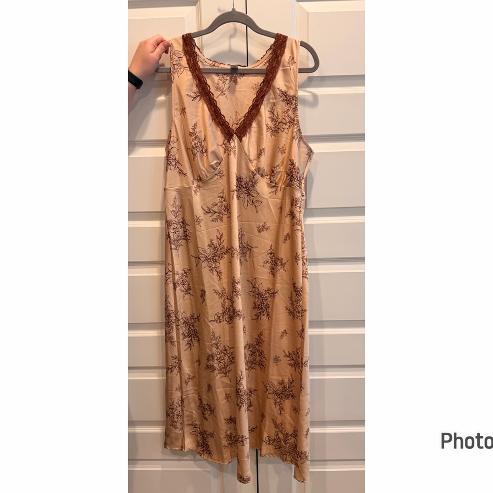 Old Navy Cream and Brown Floral Top